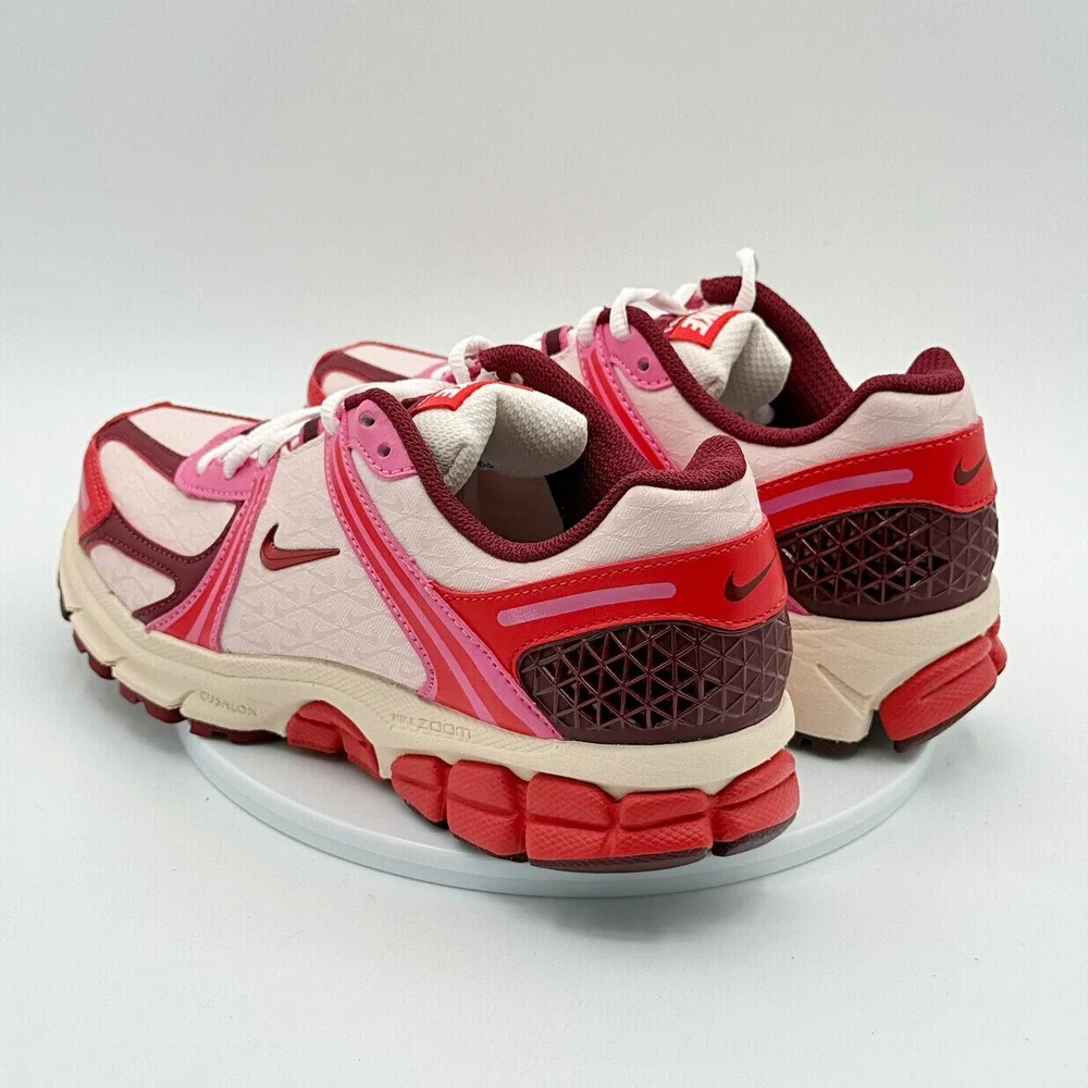 Nike Zoom Vomero 5 Size 6 Womens Light Soft Pink Crimson IM7185-640